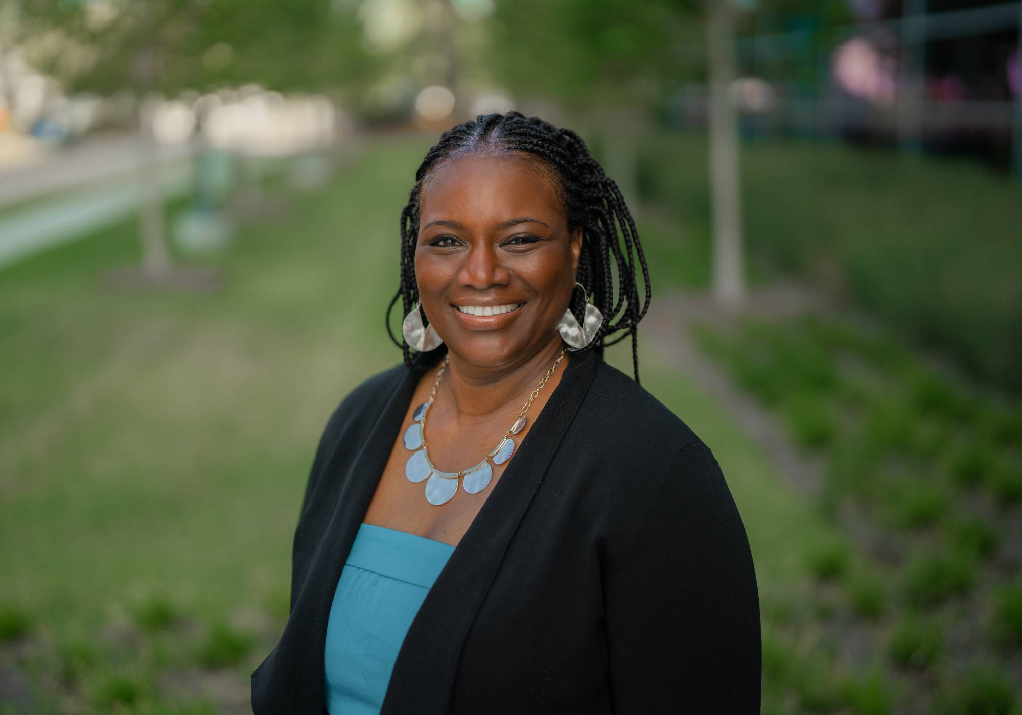 Caroline Wallace Headshot