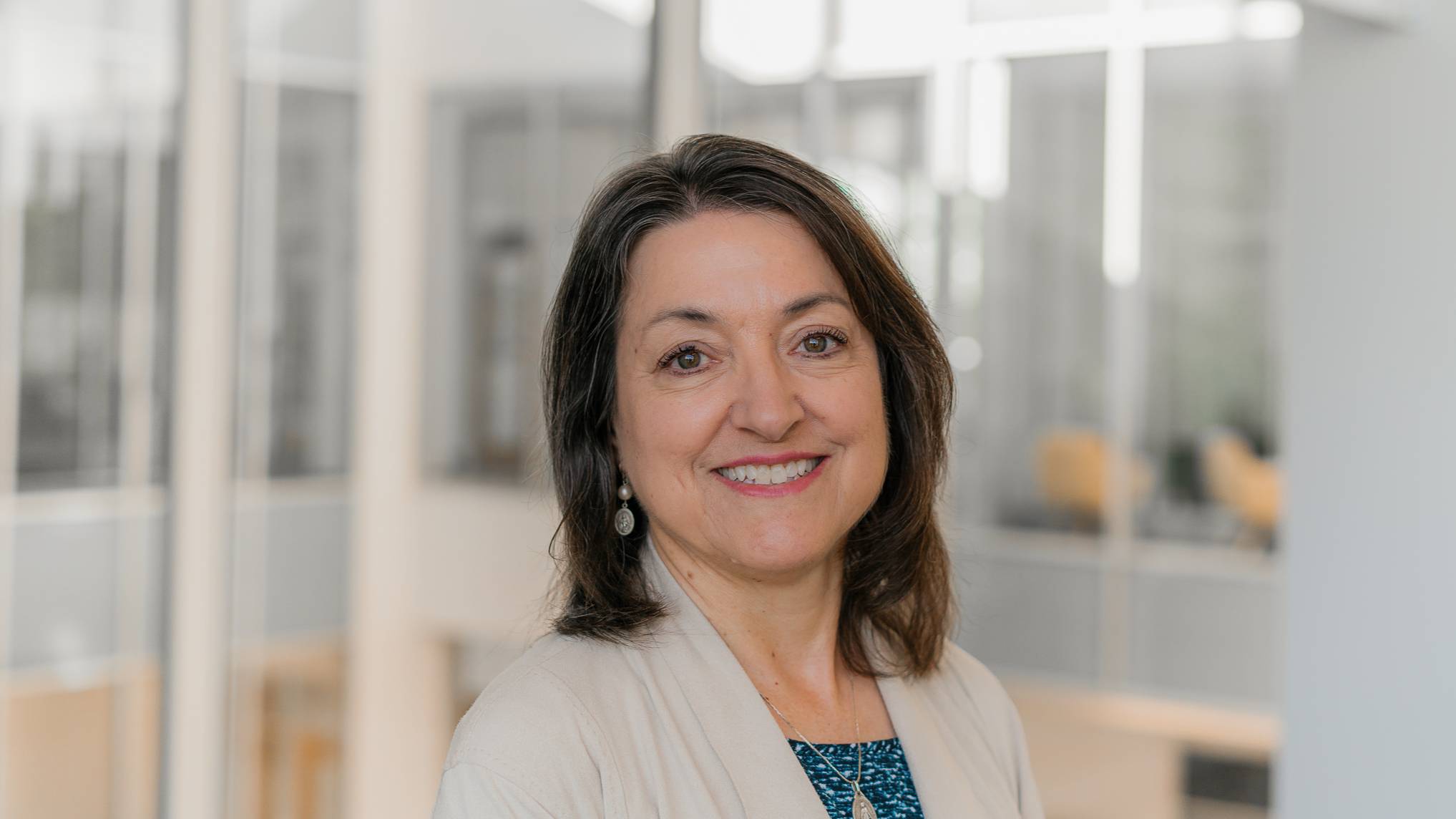 susan cunningham headshot